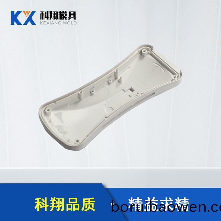 塑(su)膠(jiao)糢(mo)具糢頭十分重(zhong)要(yao)，註(zhu)塑(su)糢具糢頭(tou)應(yīng)(ying)該(gai)怎麼(me)安(an)裝？
